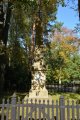 Obelisk pamiątkowy zafundowany przez I.Łukasiewwicza