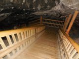   Drewniane schody w kopalni       