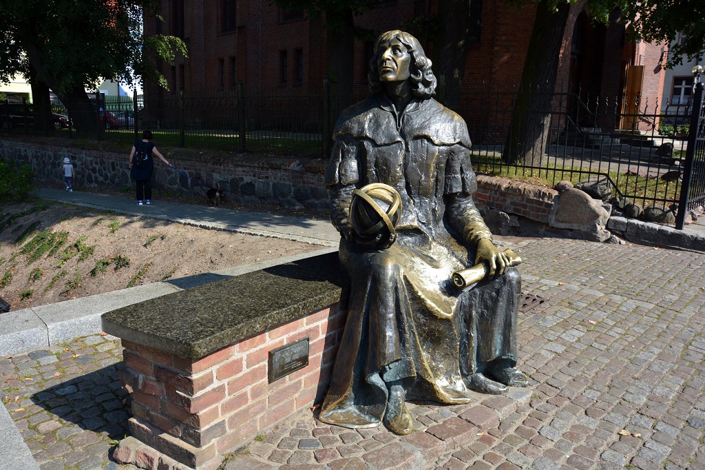 Olsztyn-Ławeczka z Mikołajem Kopernikiem